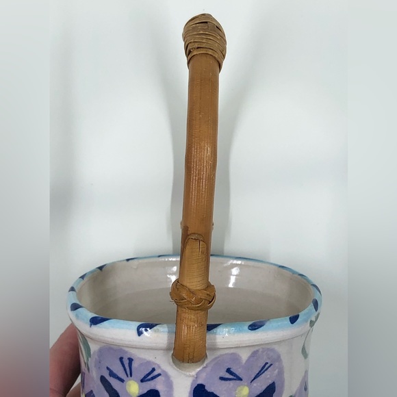 Art Pottery Basket Bamboo Handle Signed “Stevens” Painted Flowers Pansies - Picture 11 of 16